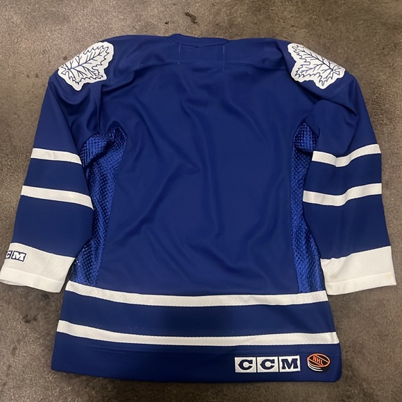 🏒🍁 CCM Toronto Maple Leafs Vintage Youth Jersey size L/XL EUC - Picture 5 of 6